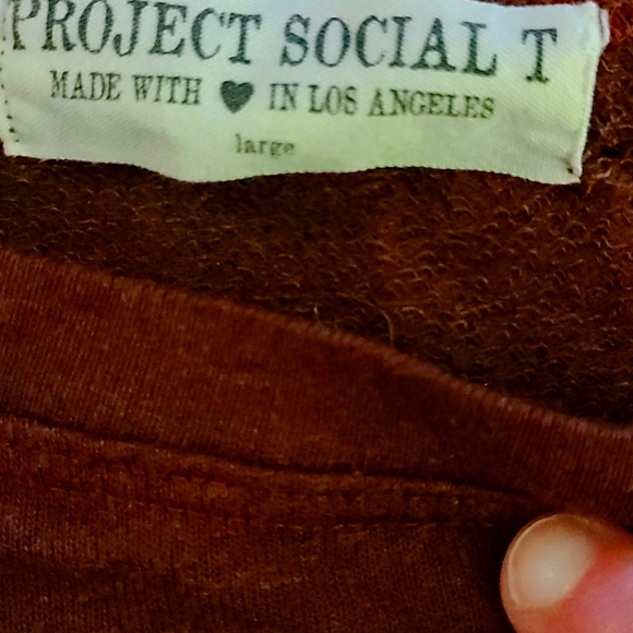 When in doubt vacation off shoulder pullover - Picture 5 of 6